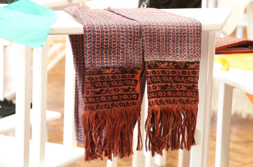  SI TE GUSTAN LOS REBOZOS NO TE PIERDAS EL TALLER SOBRE ESTA BELLA ARTESANÍA