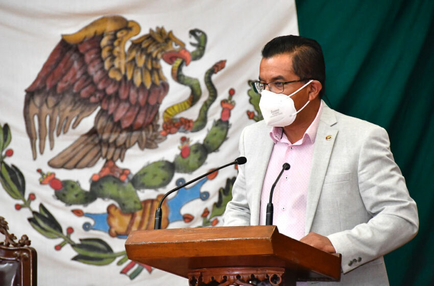  CONGRESO MEXIQUENSE SOLICITA PRIORIZAR VACUNA ANTI COVID PARA PERSONAL DE SEGURIDAD Y EMERGENCIAS