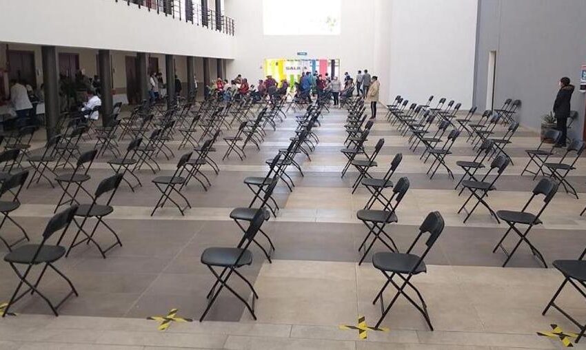  POCA GENTE PARA RECIBIR VACUNA EN JUNTA DE CAMINOS Y CONSERVATORIO DE MÚSICA