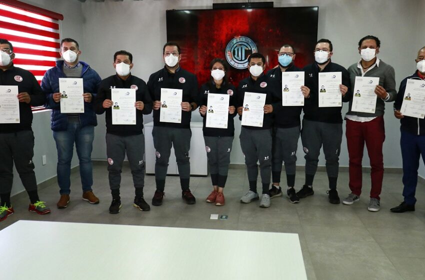  INTEGRANTES DEL DEPARTAMENTO MÉDICO DEL DEPORTIVO TOLUCA RECIBIERON CERTIFICACIÓN COMO ESPECIALISTAS EN MEDICINA DEL DEPORTE