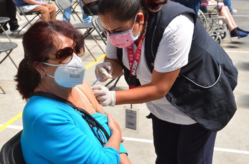  LLEGA VACUNACIÓN DE ADULTOS MAYORES CONTRA COVID-19 A 18 MUNICIPIOS MÁS DEL EDOMEX