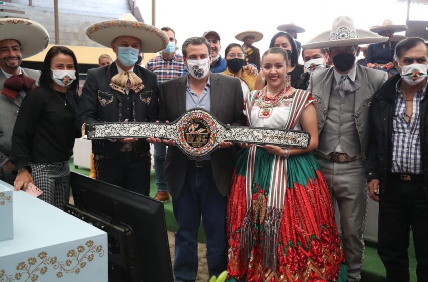  CONFECCIONAN ARTESANOS DE TOLUCA CINTURÓN MESTIZO QUE SE DISPUTARÁ ENTRE PUGILISTAS A NIVEL MUNDIAL