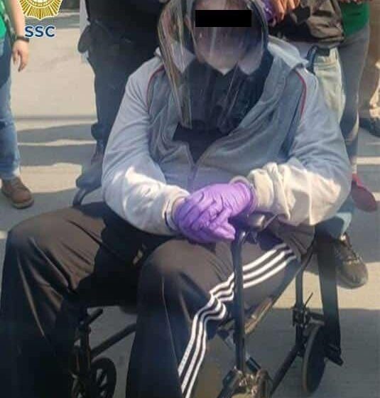  SE HACEN PASAR POR ADULTOS MAYORES PARA RECIBIR VACUNA CONTRA COVID