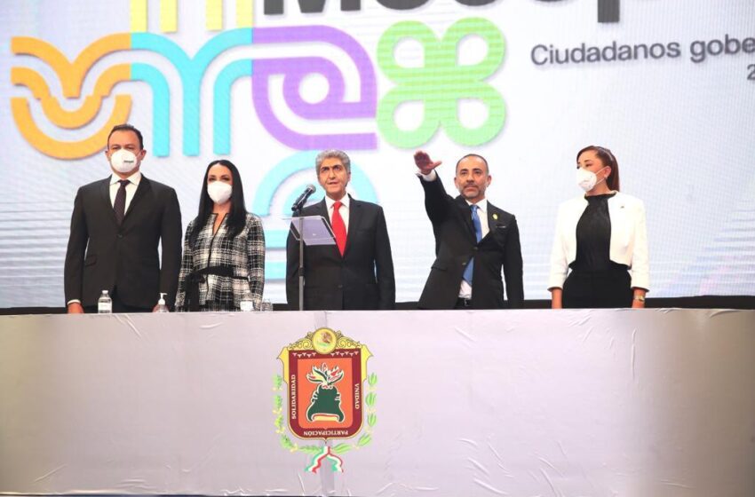  FERNANDO FLORES CON AMPLIO RESPALDO DE LA GENTE, POLÍTICOS Y LÍDERES SOCIALES EN SU TOMA DE PROTESTA
