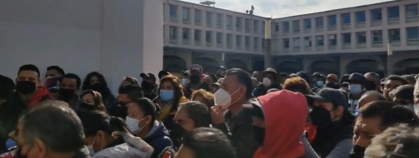  TRABAJADORES EXIGEN TODO EL PESO DE LA LEY EN CONTRA DE JUAN RODOLFO SÁNCHEZ