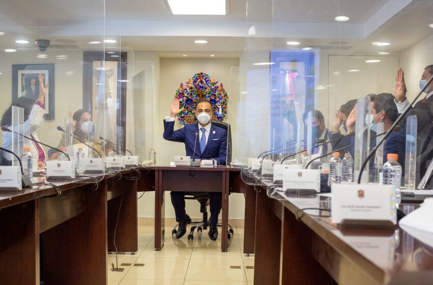  EDILES DE METEPEC SE OLVIDAN DE LA GRILLA Y APRUEBAN PRESUPUESTO POR UNANIMIDAD