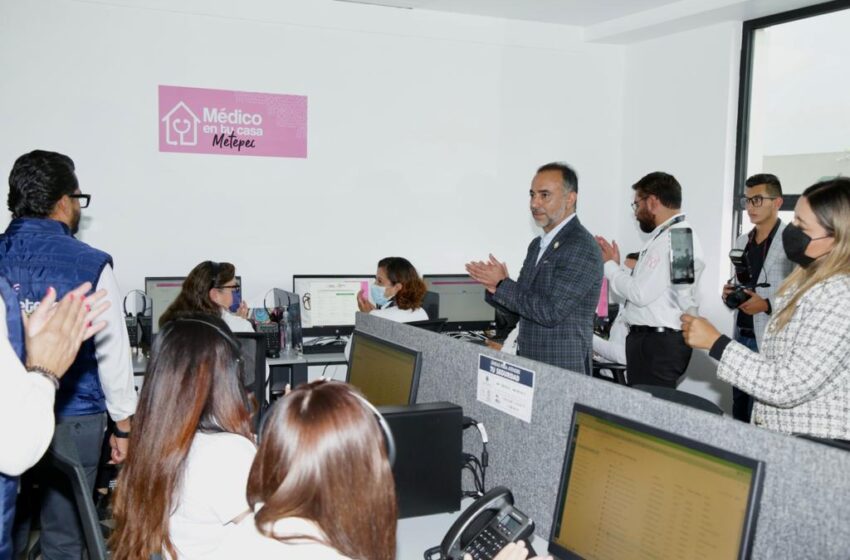  INAUGURA FERNANDO FLORES CALL CENTER DE APP *7311