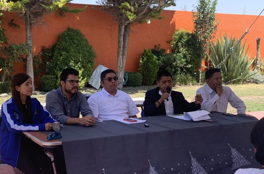  REPRESENTANTES DE LA SOCIEDAD CIVIL DE ZINACANTEPEC SE SUMAN A CAMPAÑA DE GUSTAVO VARGAS