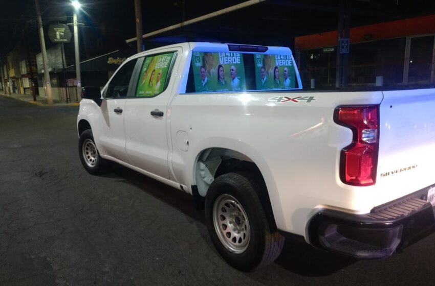  BALEAN CAMIONETA DEL CANDIDATO A PRESIDENTE MUNICIPAL DE CHALCO POR EL PVEM