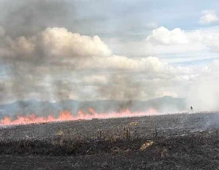  IMPIDEN A BOMBEROS DE  TOLUCA ATENDER INCENDIO