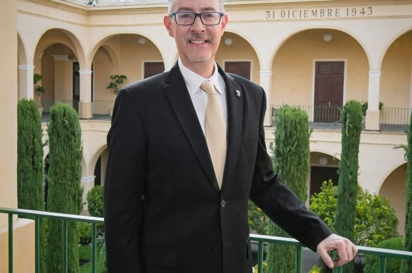  RENUNCIA CARLOS EDUARDO BARRERA DÍAZ A SU CARGO COMO RECTOR DE LA UAEMEX