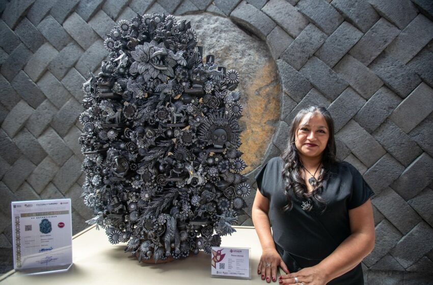 Árbol de la vida con tema prehispánico, primer lugar en concurso artesanal del Gobierno del EdoMéx