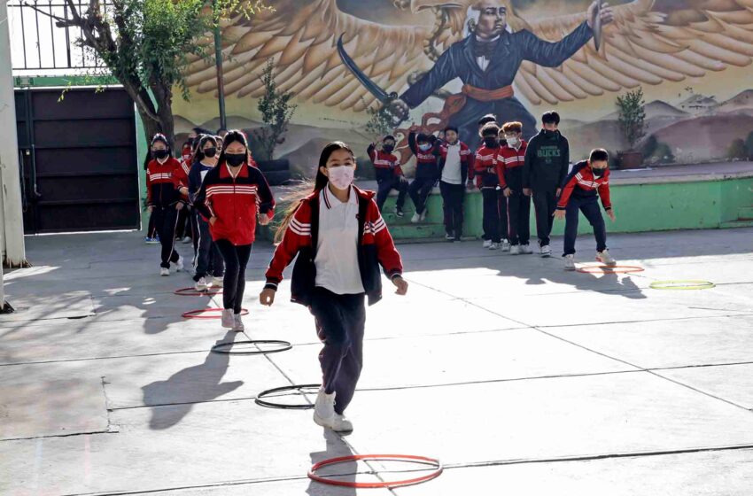  Por frío extremo en el EdoMéx las escuelas podrían enviar a alumnos a clases en línea