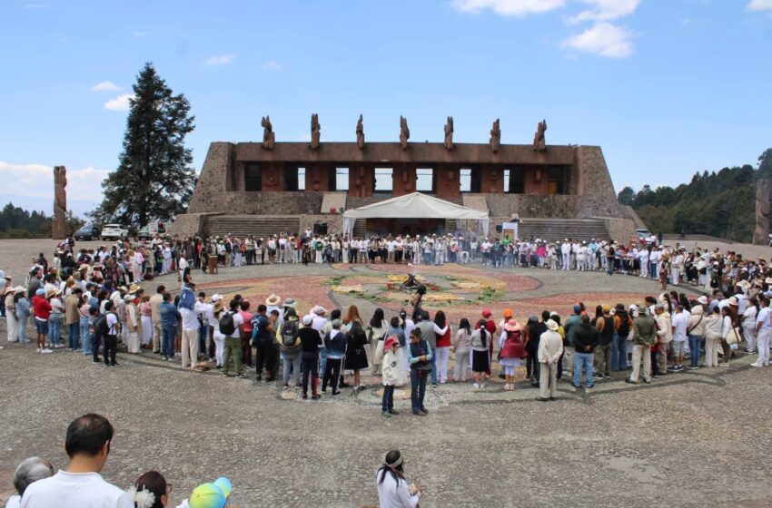  EN EL CENTRO CEREMONIAL OTOMÍ RENUEVAN LA VIDA