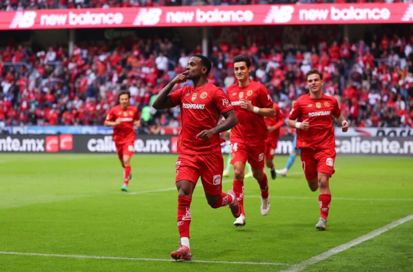  El Toluca mantiene paso ganador