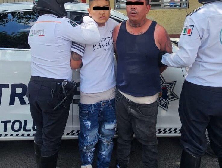  Persecución en Toluca termina con tres detenidos por presunto robo de celulares