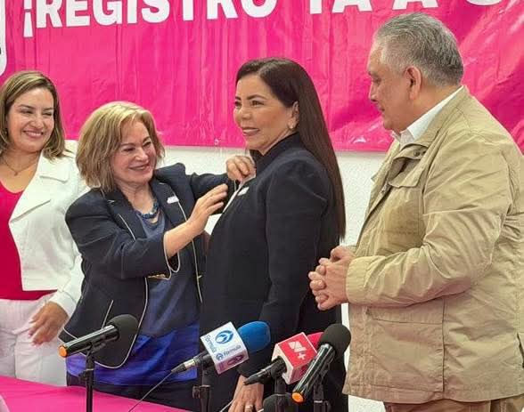  Carolina Monroy renuncia al PRI y se suma a “Somos MX México”