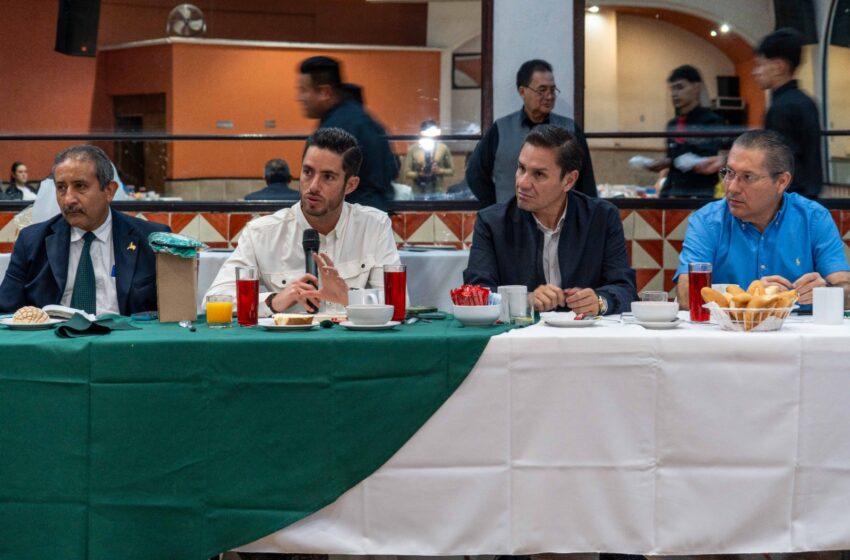  Pepe Couttolenc fortalece diálogo con líderes sindicales  en favor de las y los trabajadores del Estado de México 