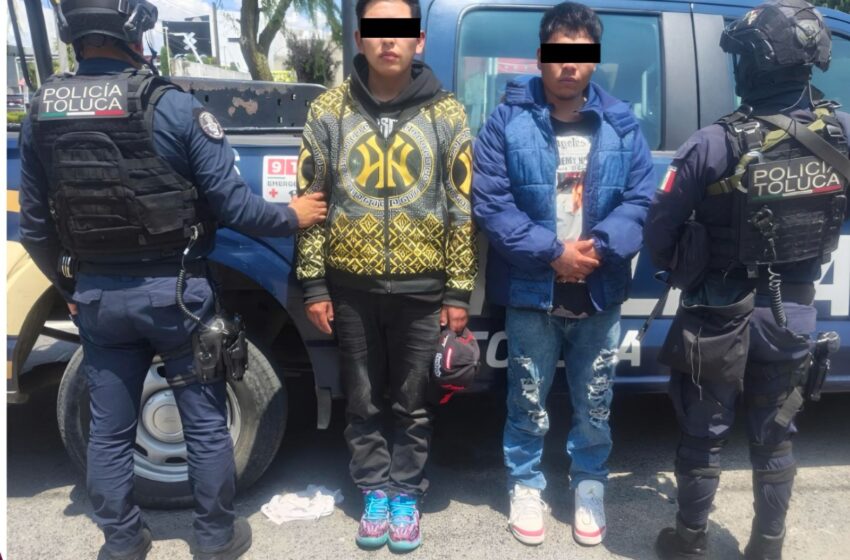  Detienen a cuatro personas y recuperan dos motocicletas con reporte de robo en Toluca